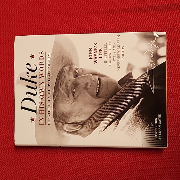DUKE in his own words book 2015 John Wayne quote graphic tee Med. BOOK AND SHIRT - Picture 2 of 12